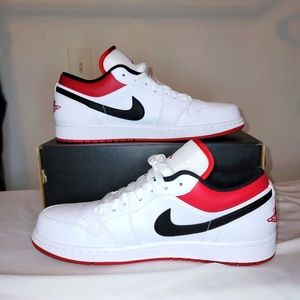 Air Jordan 1 Low University White/Red/Black